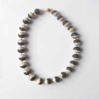 P409 black white and gold bead necklace 1