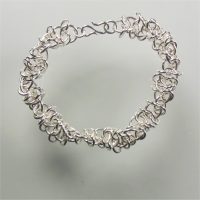 S490 Twisted link bracelet